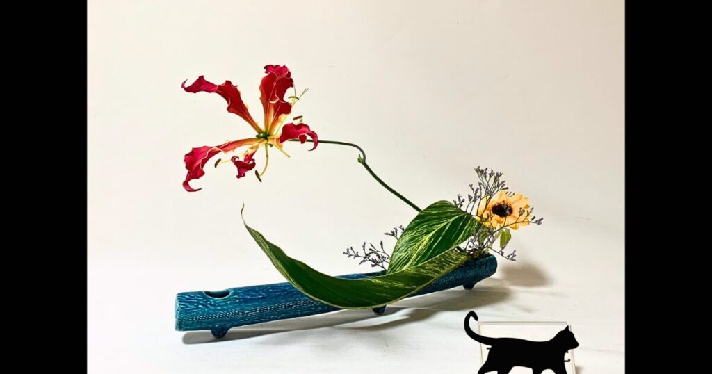 池坊　いけばな田名網　2025年7月のお稽古作品　自由花