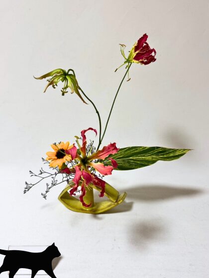 池坊　いけばな田名網　2025年7月のお稽古作品　自由花