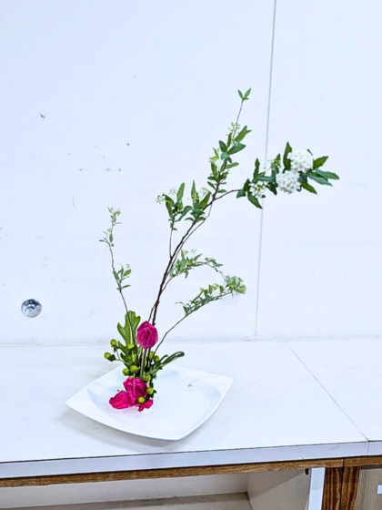 アイミティ浜松いけばな(池坊)臨時:曳馬教室 お稽古作品 自由花